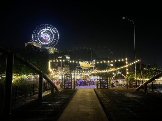 Chiều view núi nhìn ra Sunwhell